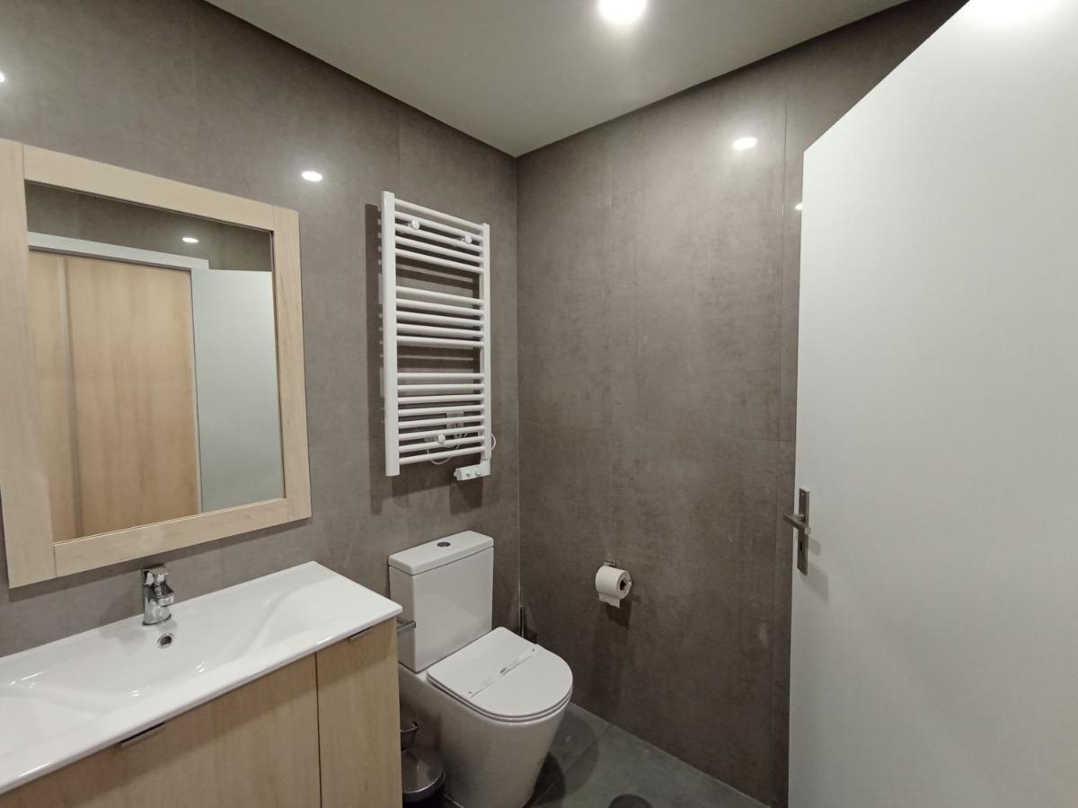 715 Gale Apartment Wi-Fi, Estacionamento Porto Eksteriør billede