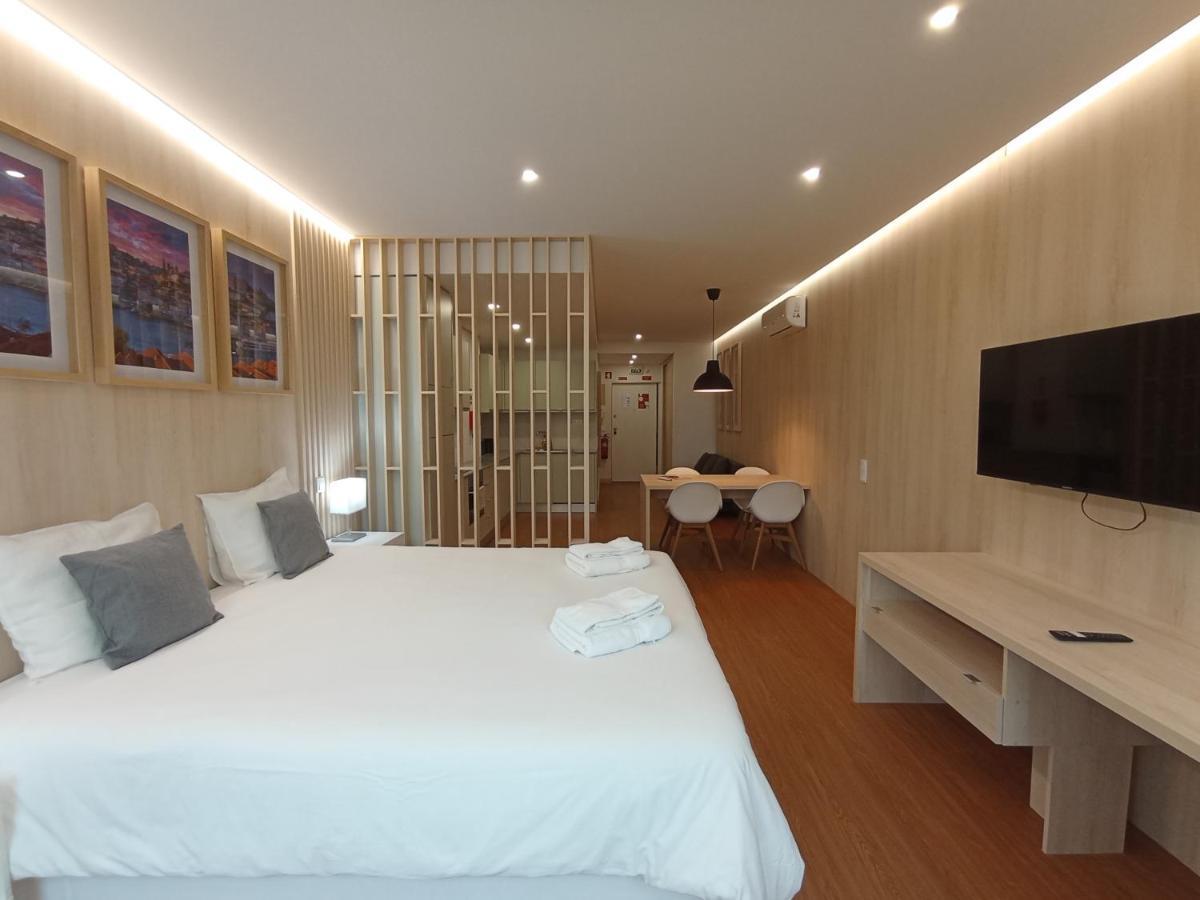 715 Gale Apartment Wi-Fi, Estacionamento Porto Eksteriør billede